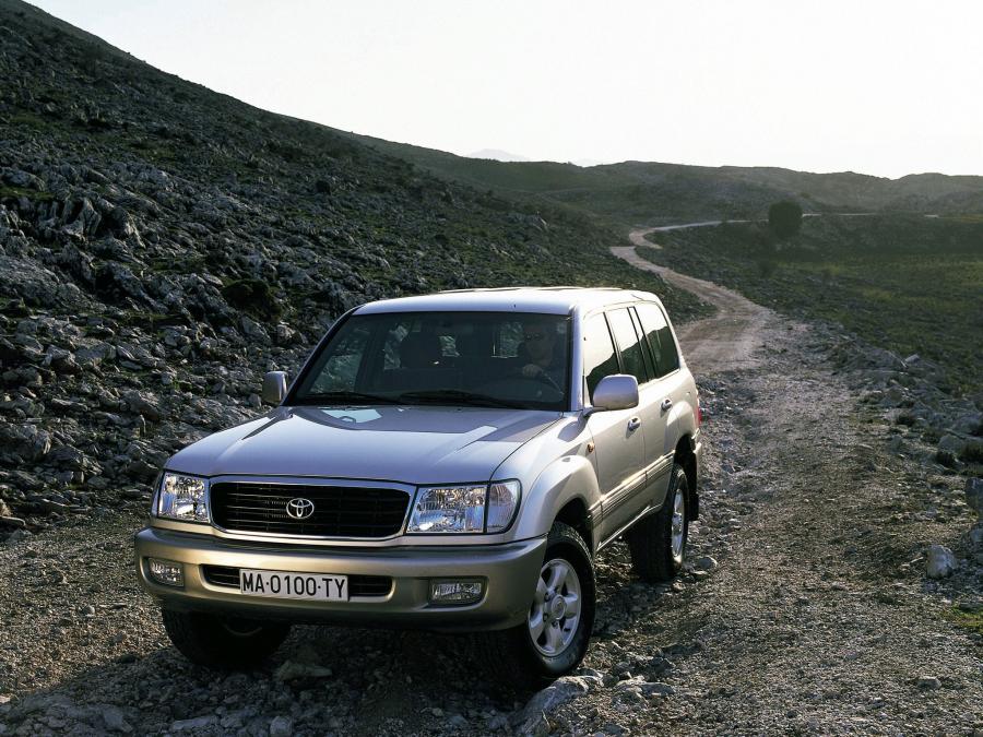  Toyota Land Cruiser 100 VX (J100-101) 1998 года  (фото 39 из 58)